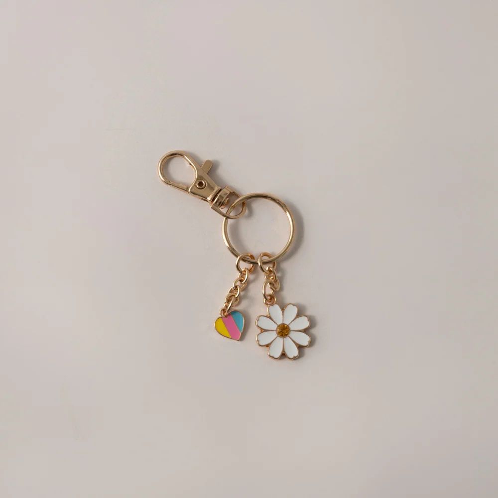 Keychain Enamel Flower/Heart - HEART